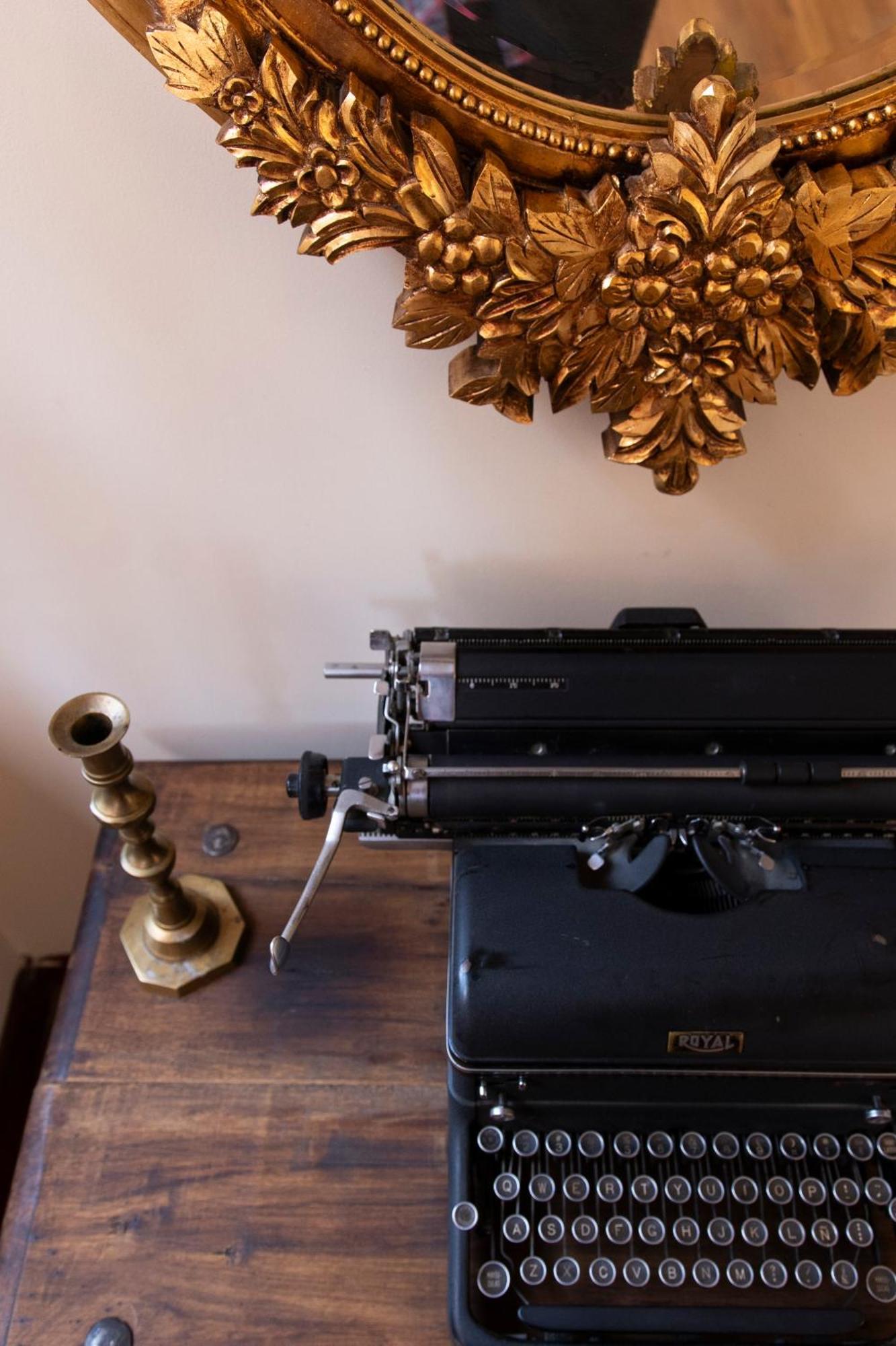 Anami Boutique Hotel 4*